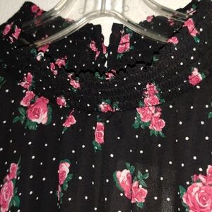[NWT] H&M Black Floral Printed Blouse - SZ 8